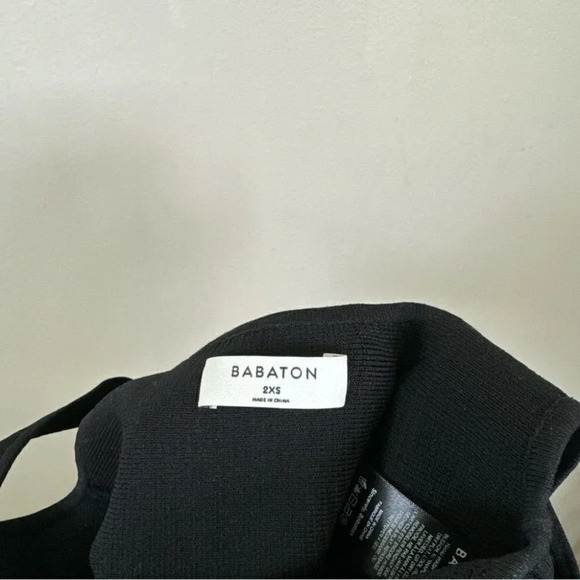 Aritzia Babaton  Sculpt Knit Squareneck Cropped Tank - Picture 9 of 14